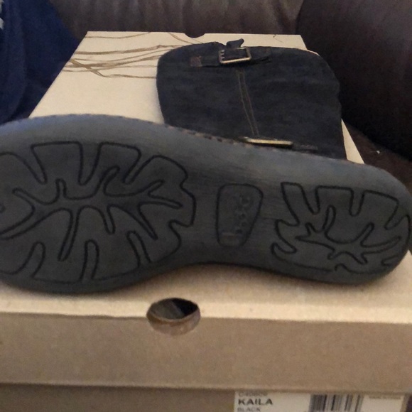 Last pair NWT Kaila born concepts flat high boots - Picture 2 of 6